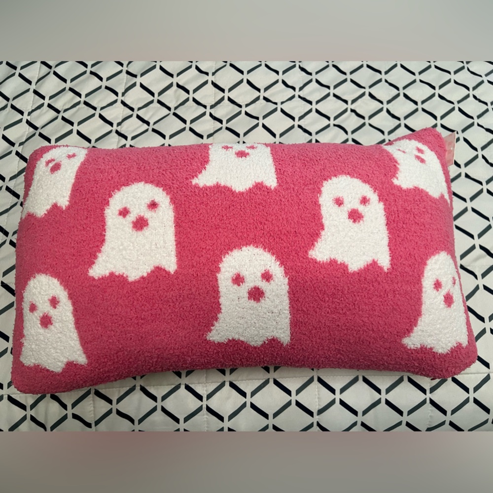 Cupcakes and cashmere, pink ghost pillow